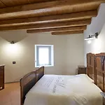 Couette-café Palazzo Eleonora 3*